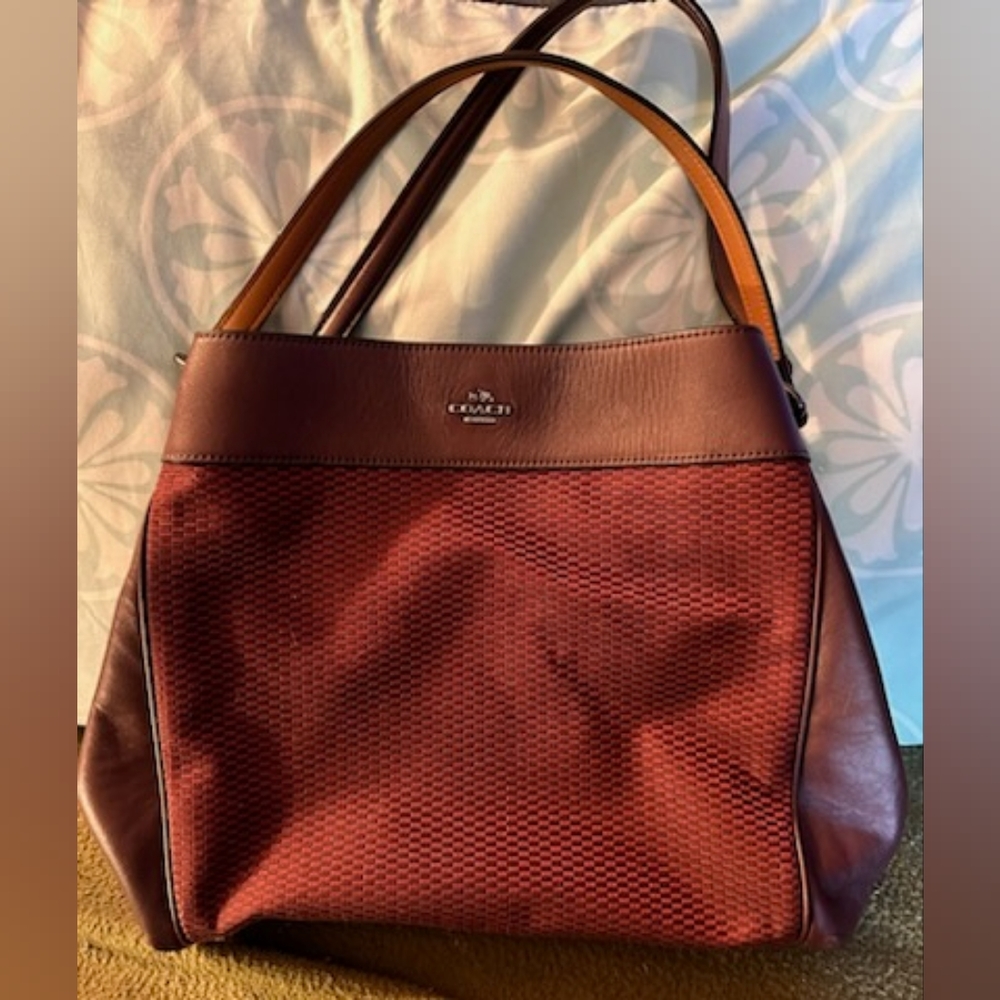 Authentic Coach Leather Shoulder Bag Oxblood Burgundy Triple-Compartment